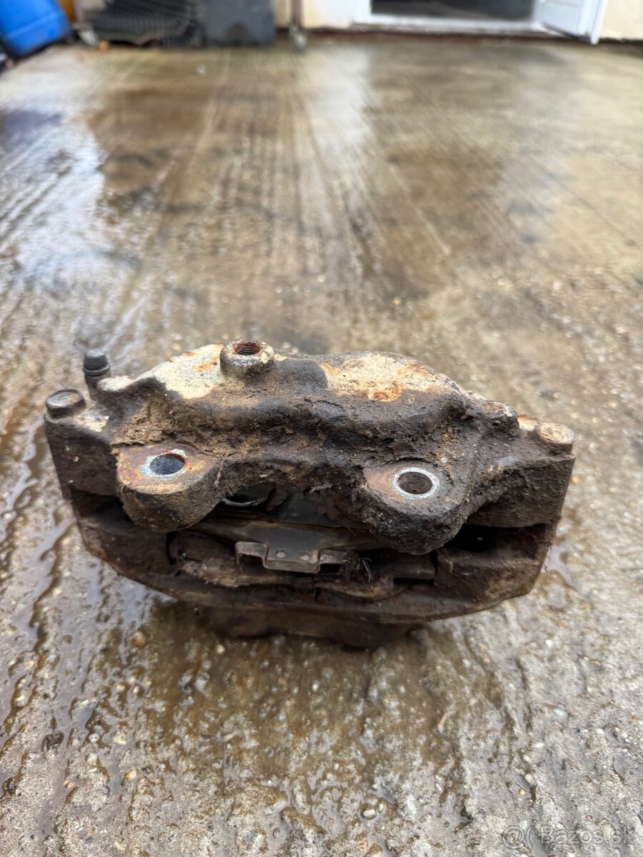 Predné brzdové strmene Toyota KZJ LJ BJ HZJ landcruiser - 3