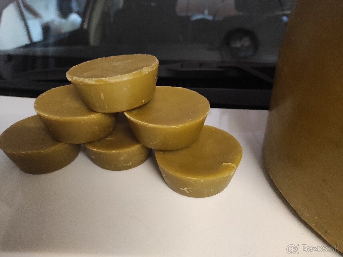 Predám včelí vosk – priamo od včelára - 3