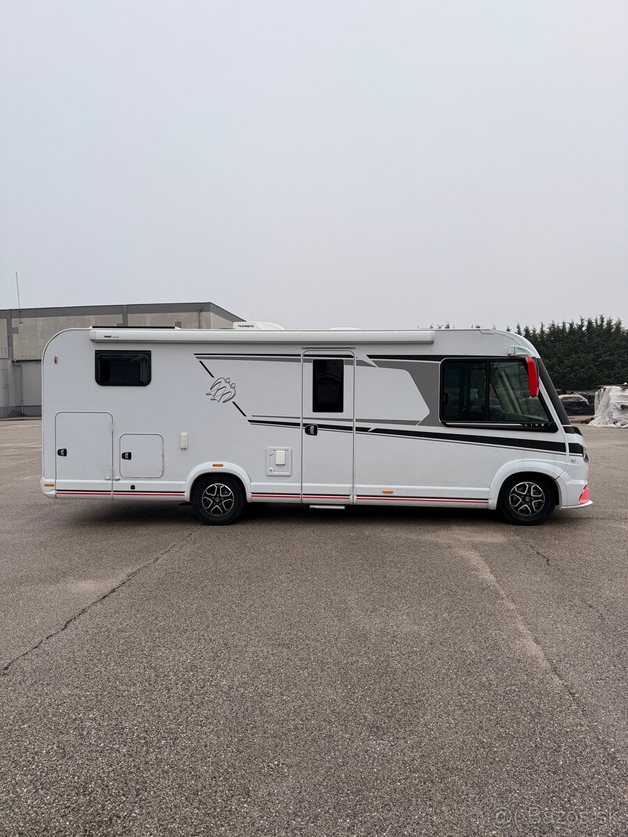 Knaus Live I 700 MEG - 3