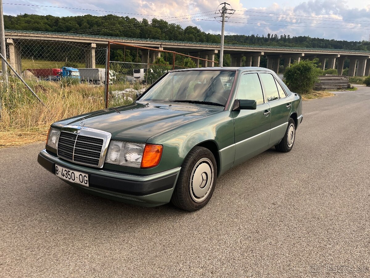 Mercedes w124 280E - 3