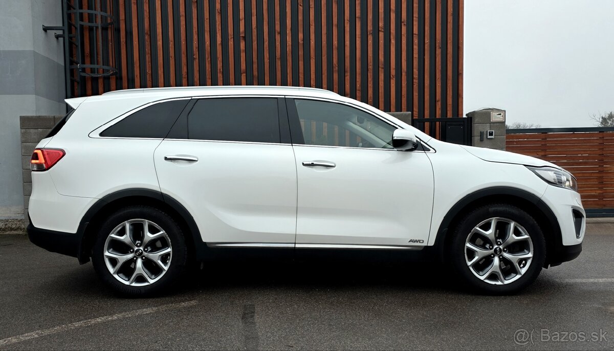 Kia Sorento 2.2 CRDi AWD | 7 miest | Automat | Full výbava - 3