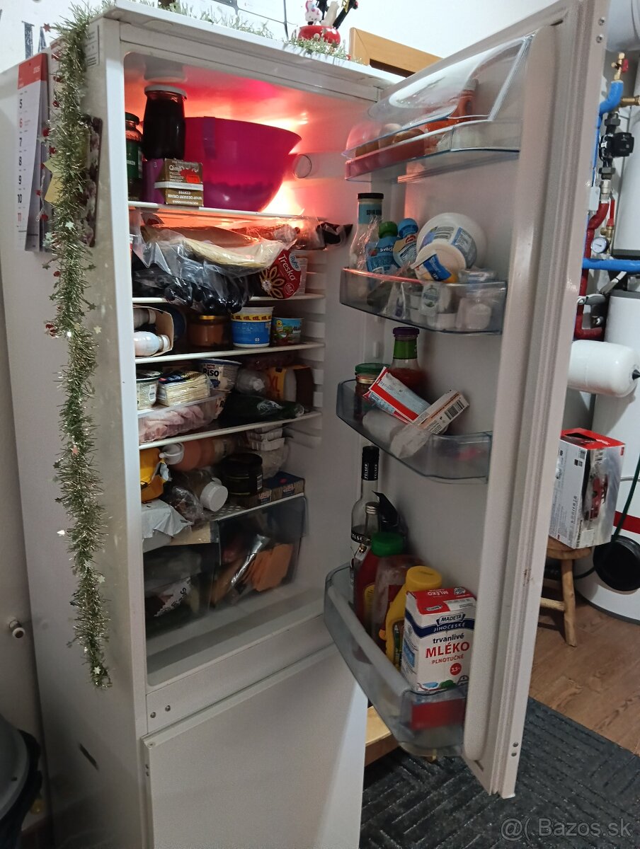 Chladnička vstavaná Electrolux - 3