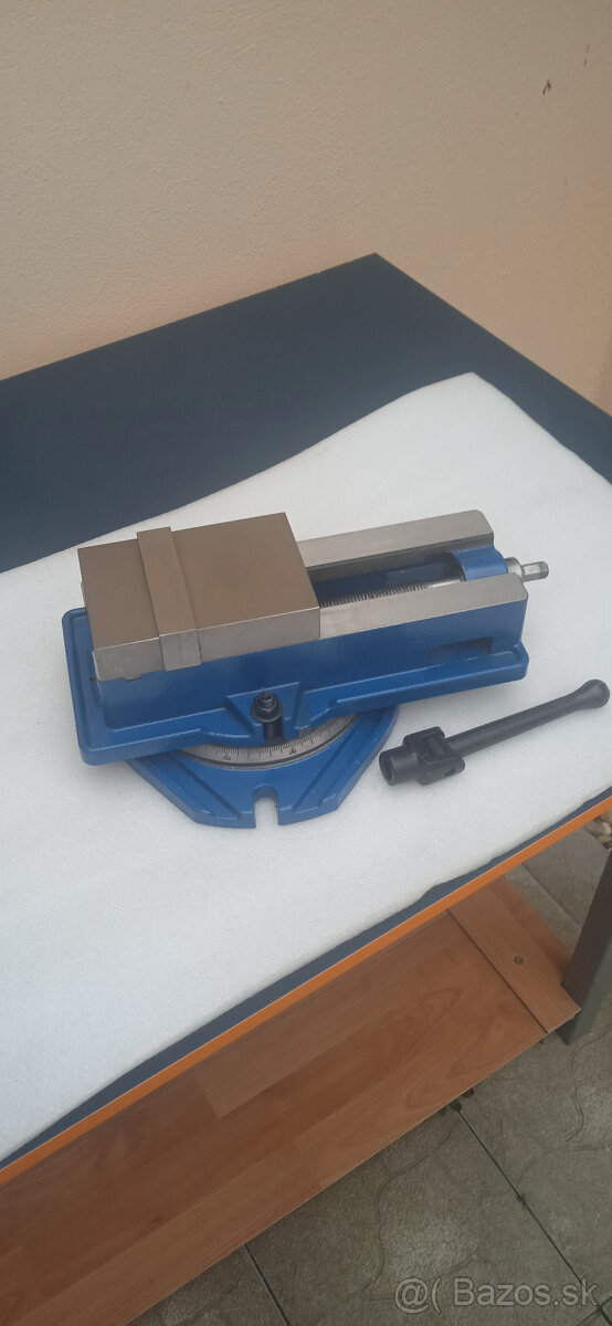 Strojný presný zverák - 3