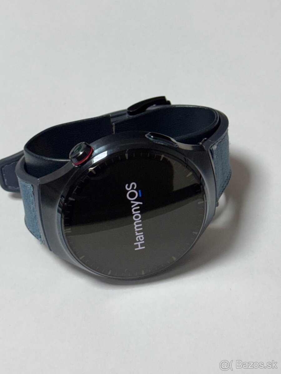 Huawei Watch 4 Pro Classic Blue Titanium - 3