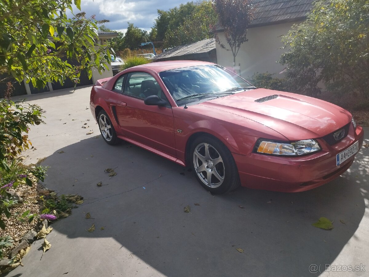 Ford Mustang GT 4.6 V8 - 3