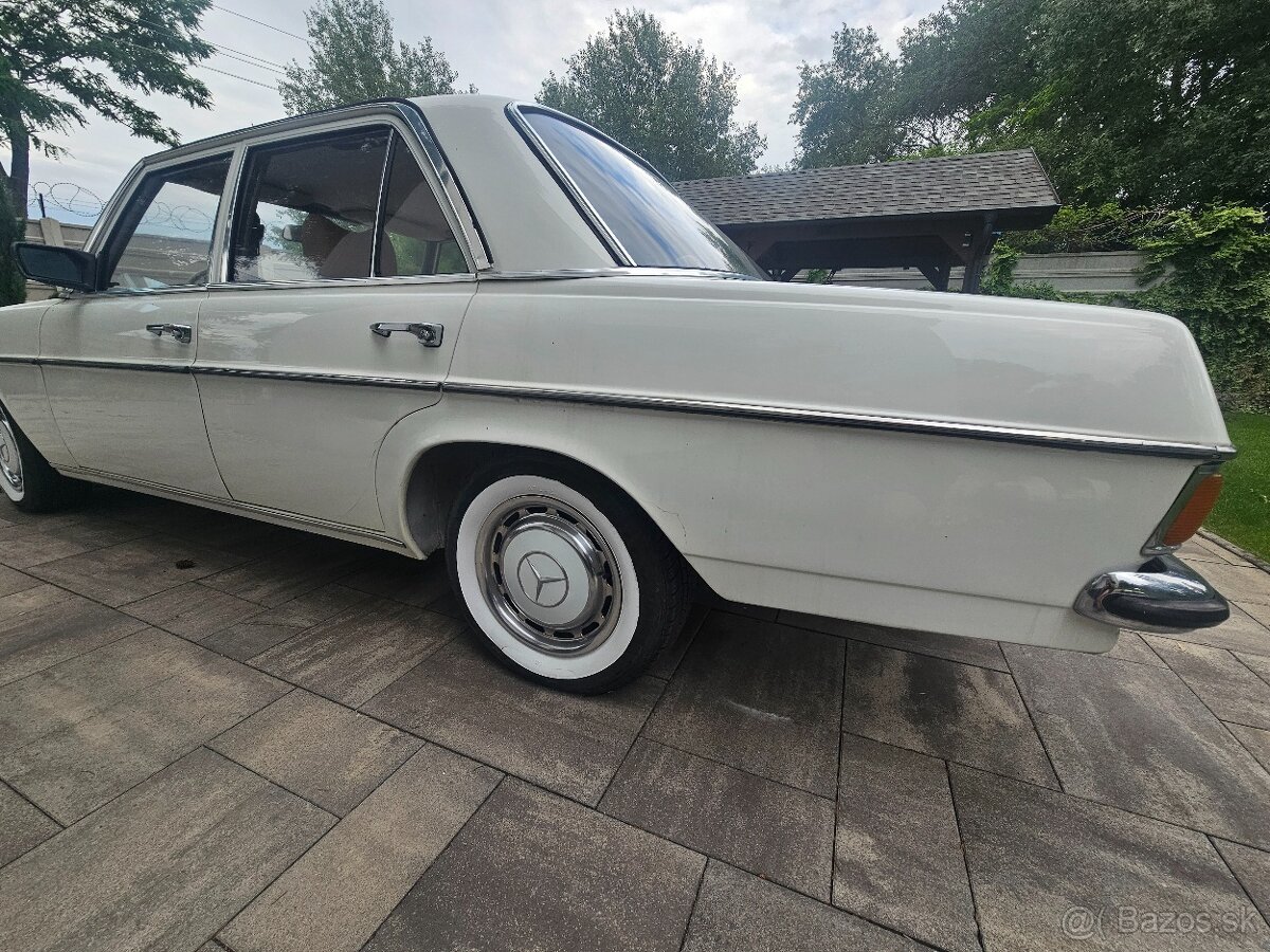 Mercedes-Benz w115 - 3
