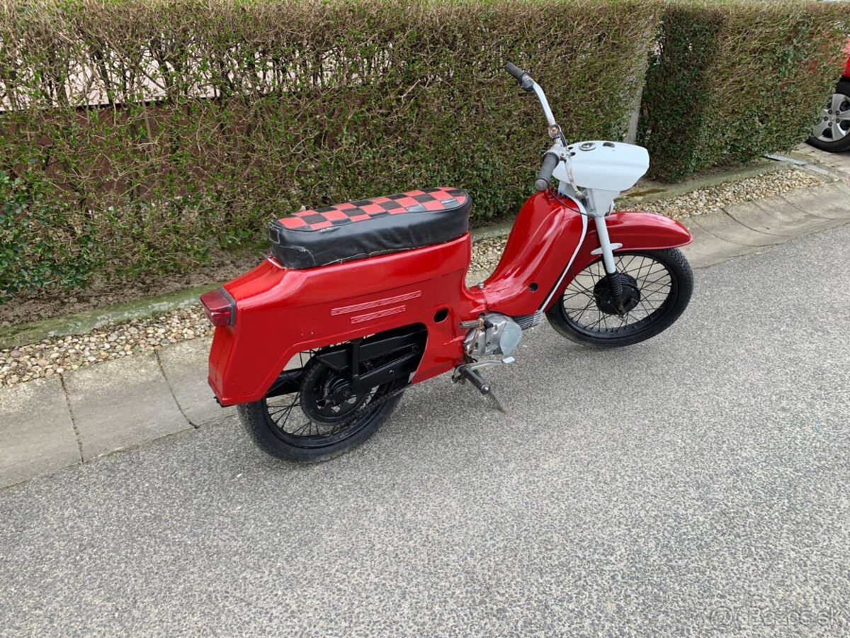 JAWA 21 s TP ŠPZ - 3