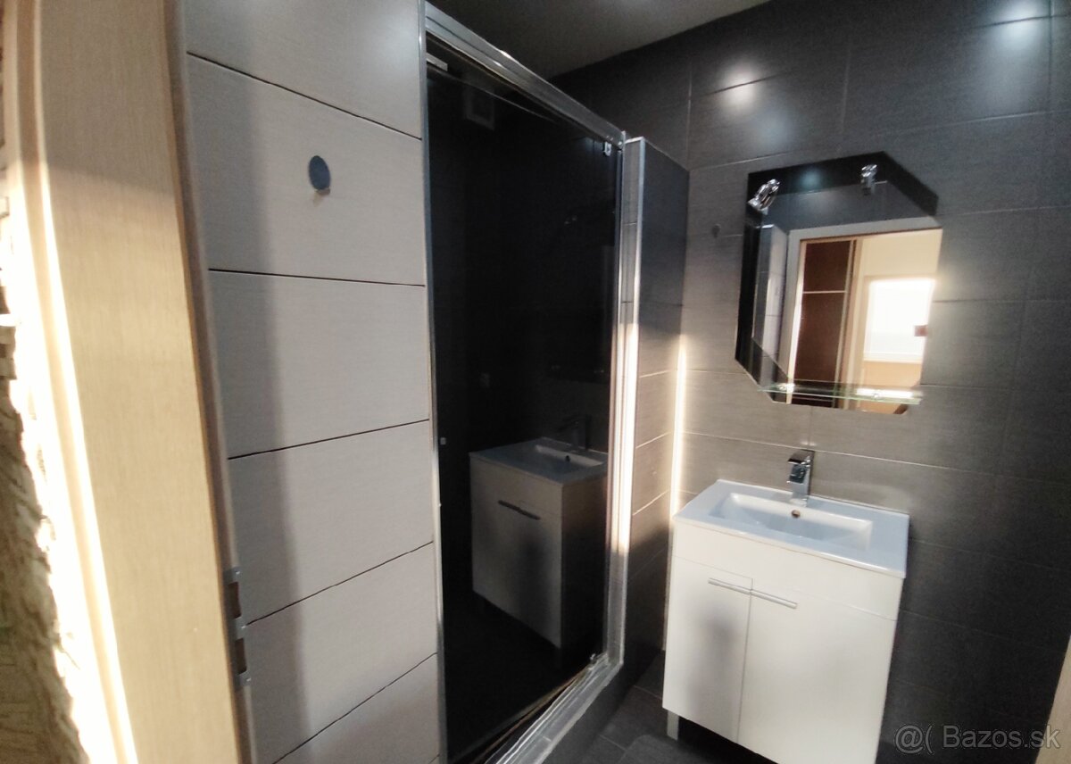 Prenájom - 3 izbový byt - 3