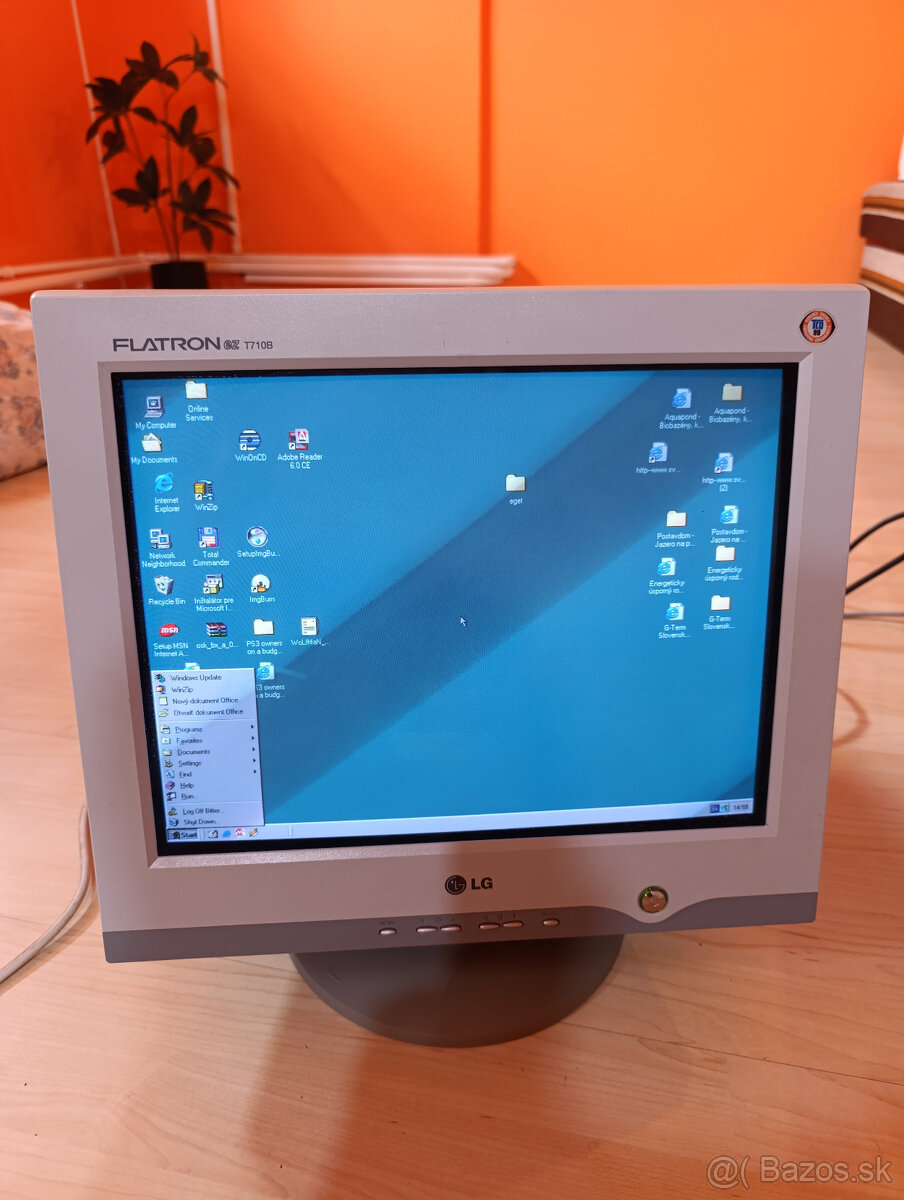 LG Flatron ez T710B - 3