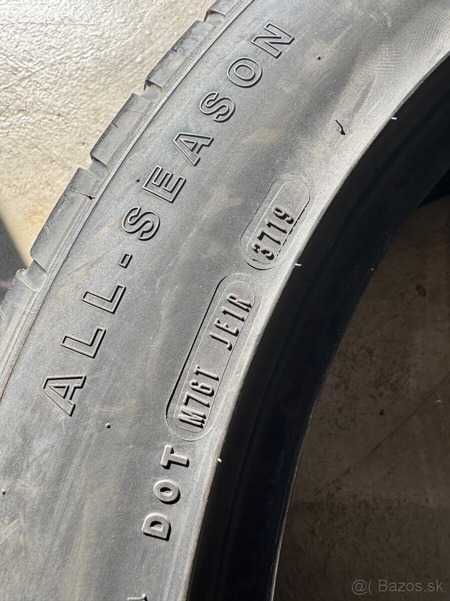Goodyear 285/45 R22 All Season M+S - 3