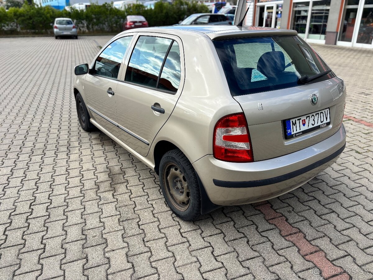 Škoda Fabia 2004 - 3