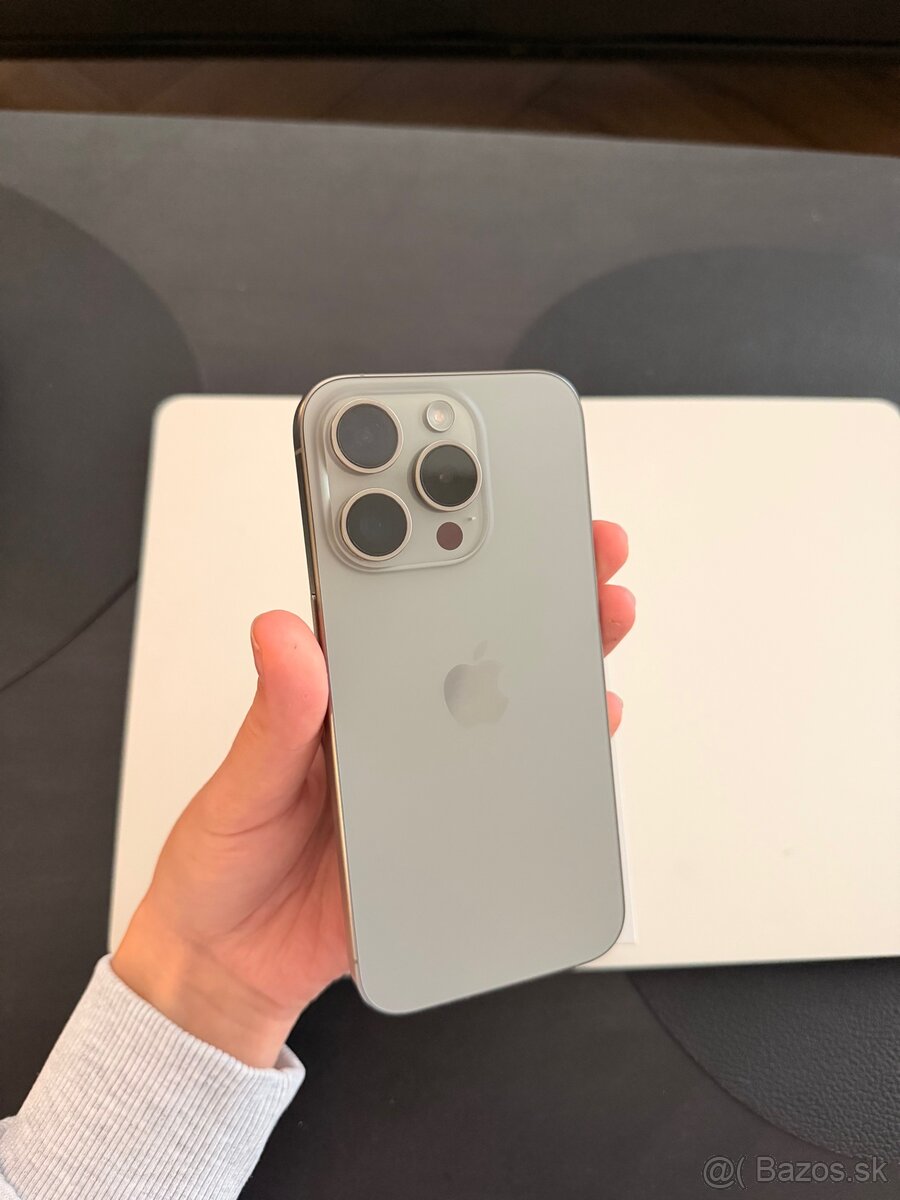 iPhone 15 Pro 256 gb Natural Titanium - 3