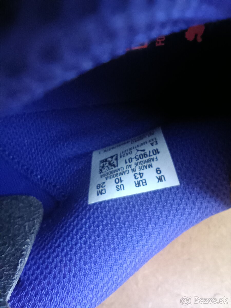 Pánské turfy / kopačky / sálovky Značky Puma Ultra, velikost - 3