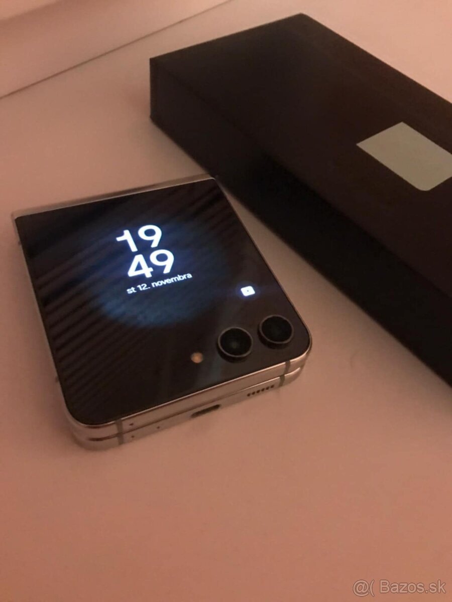 Samsung galaxy z flip 5 /512GB - 3