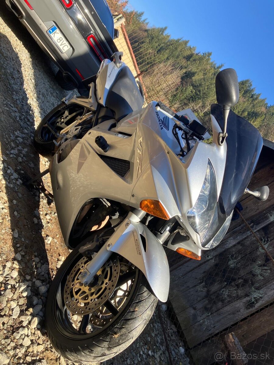 HONDA VFR 800 VTEC - 3