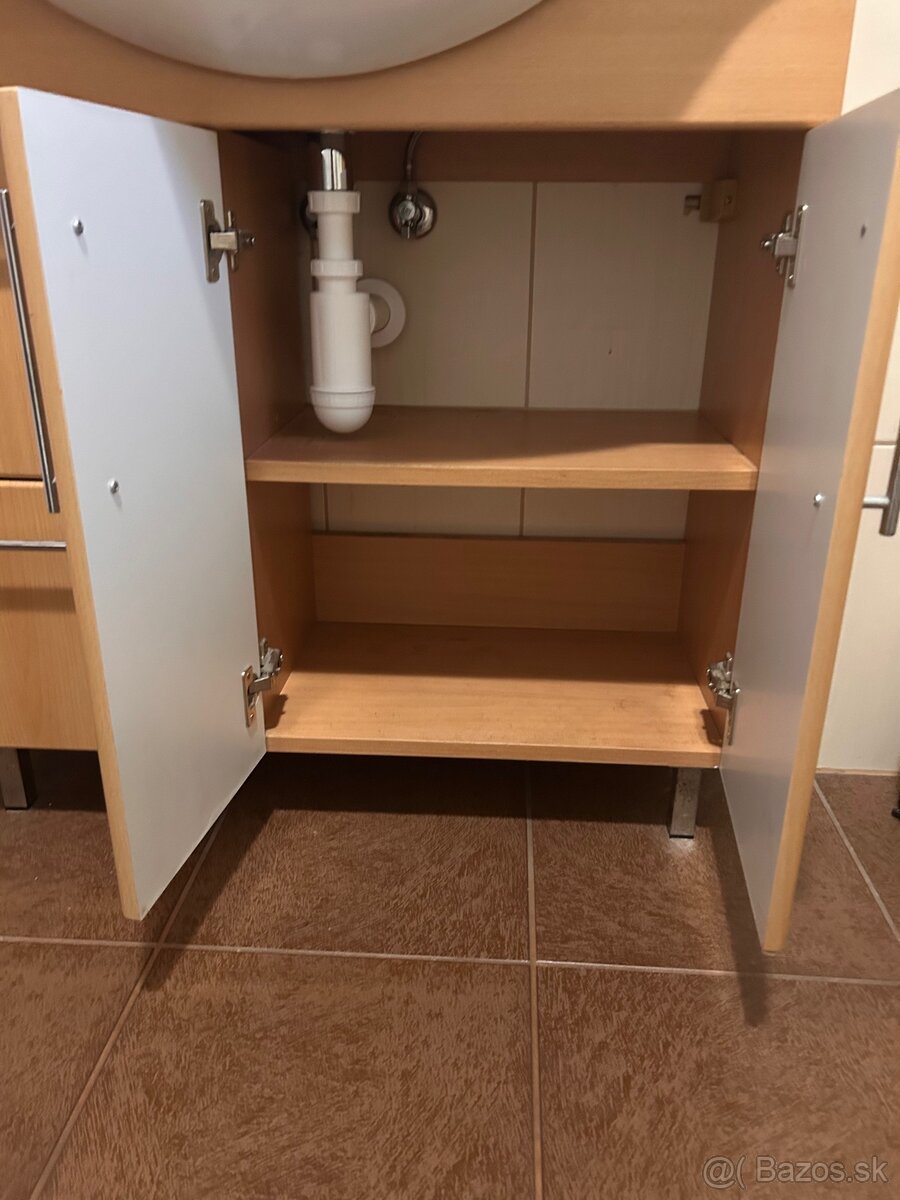 Kúpeľňový nábytok - 3