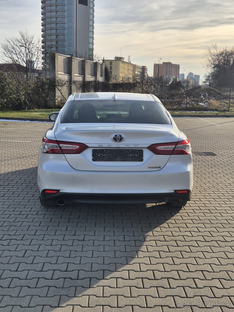 Toyota Camry 2020 - 3