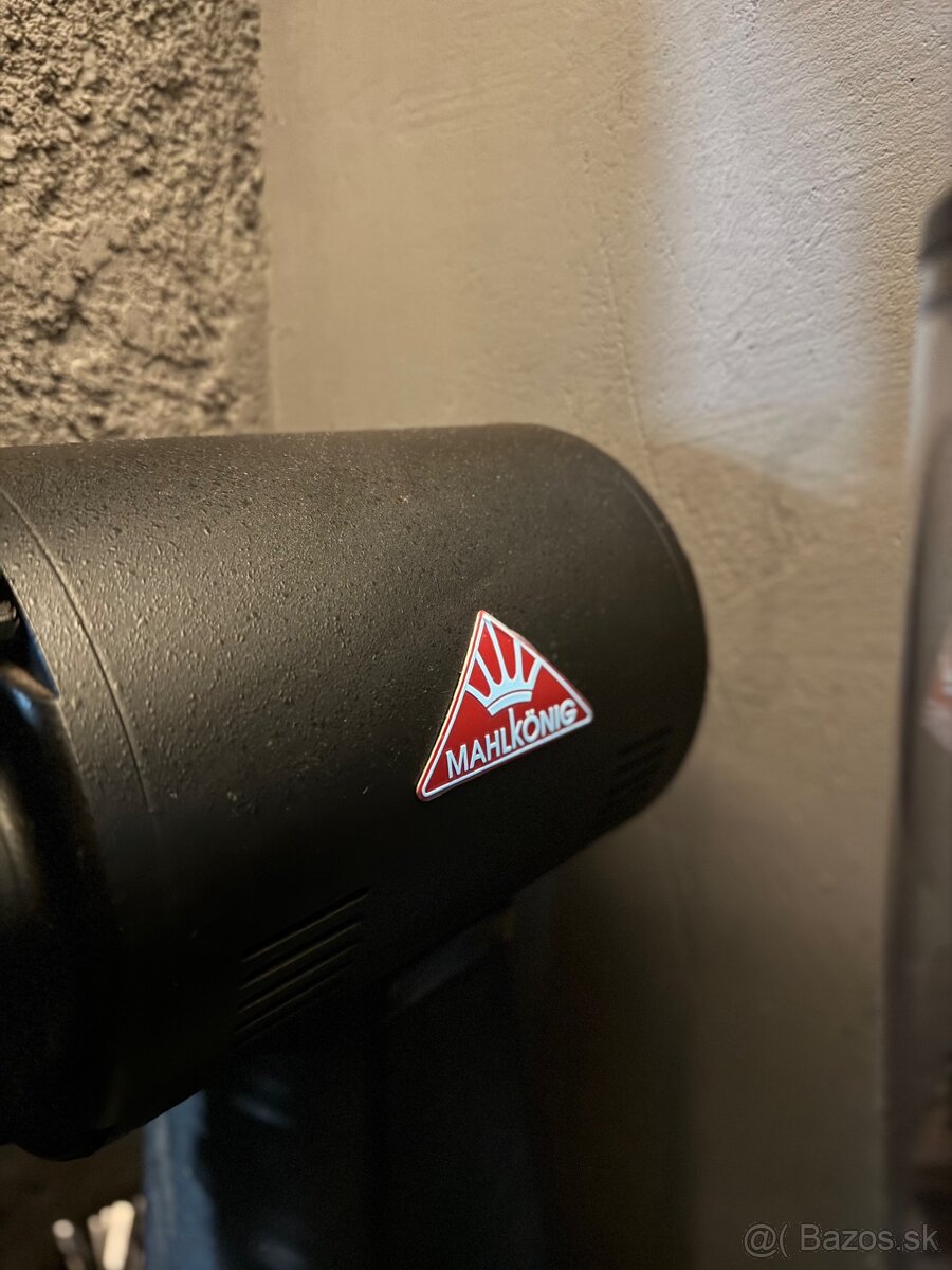 Mlynec na kávu Malkhönig EK43 - 3