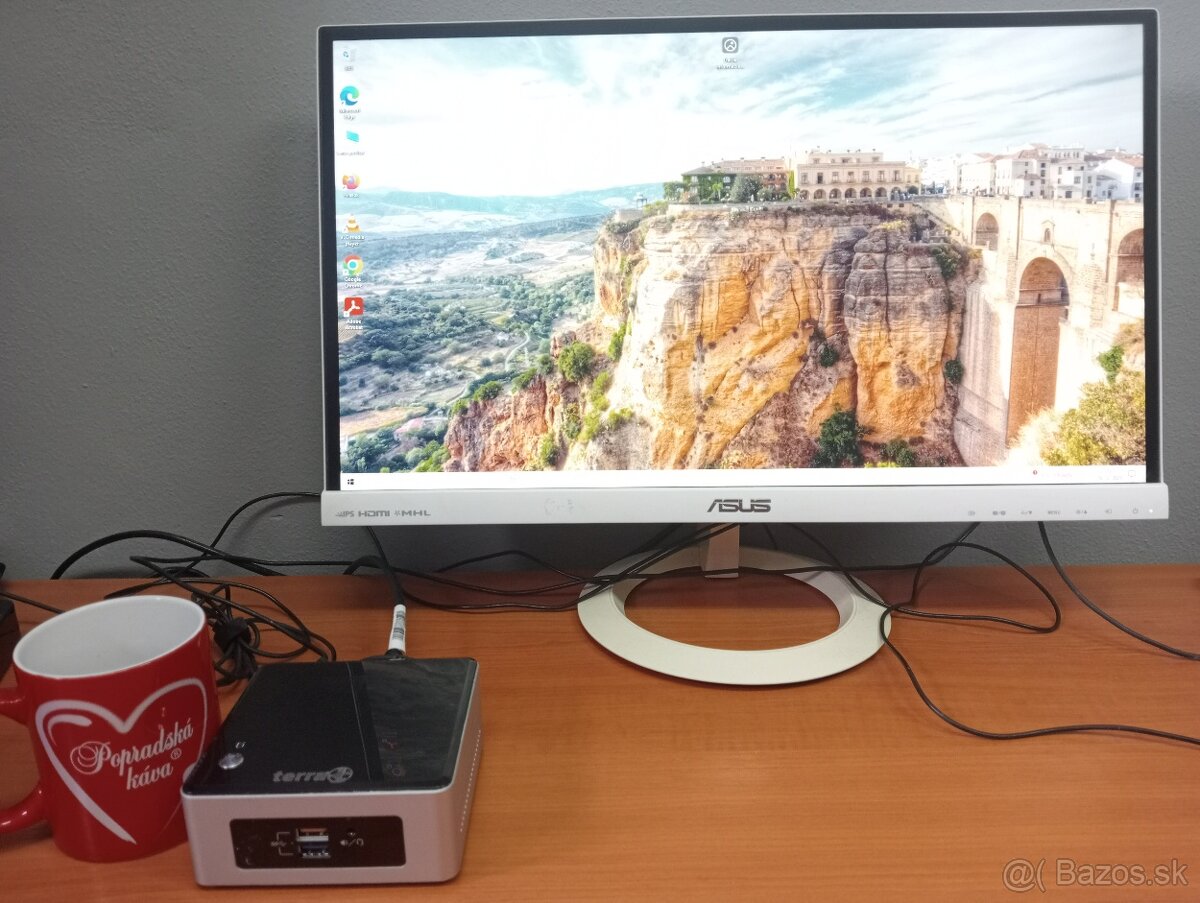 predám mini počítač TERRA pc - 3