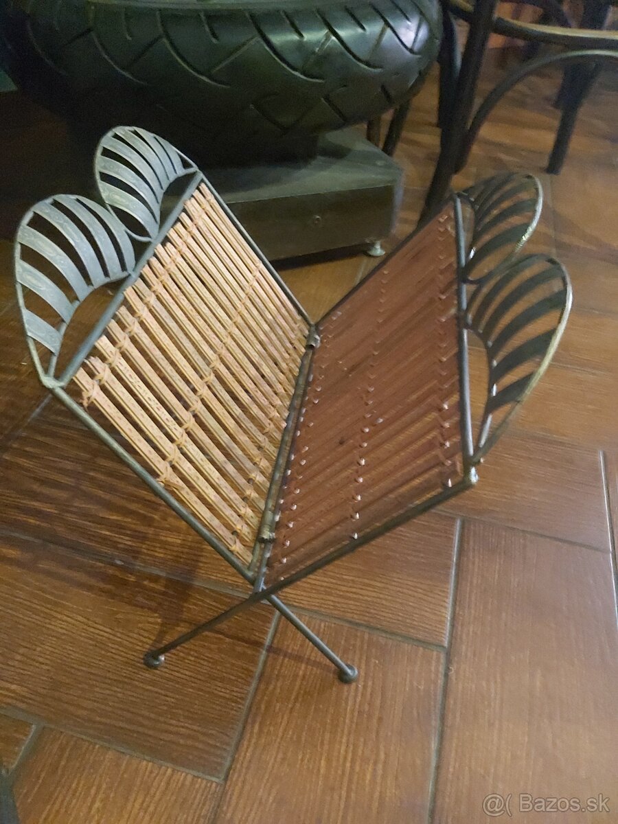 Doplnky do bytu,stolik,stojany,vešiak,šamlík - 3