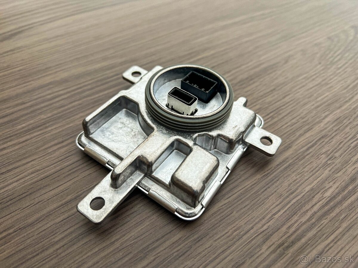 Riadiaca jednotka xenónu (ballast) 8K0 941 597 E - 3