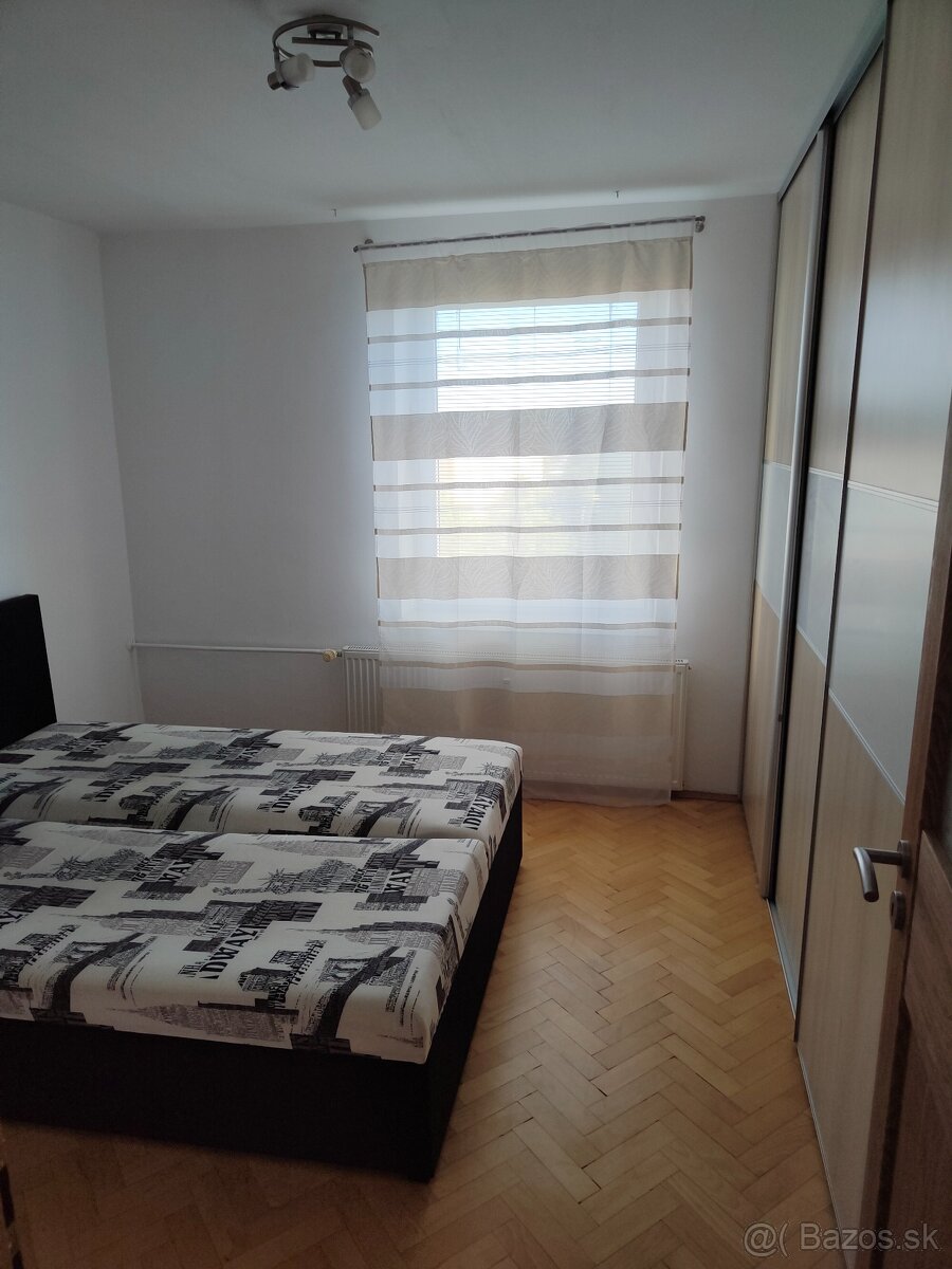 Na prenájom 3-izbový byt Vráble - 3