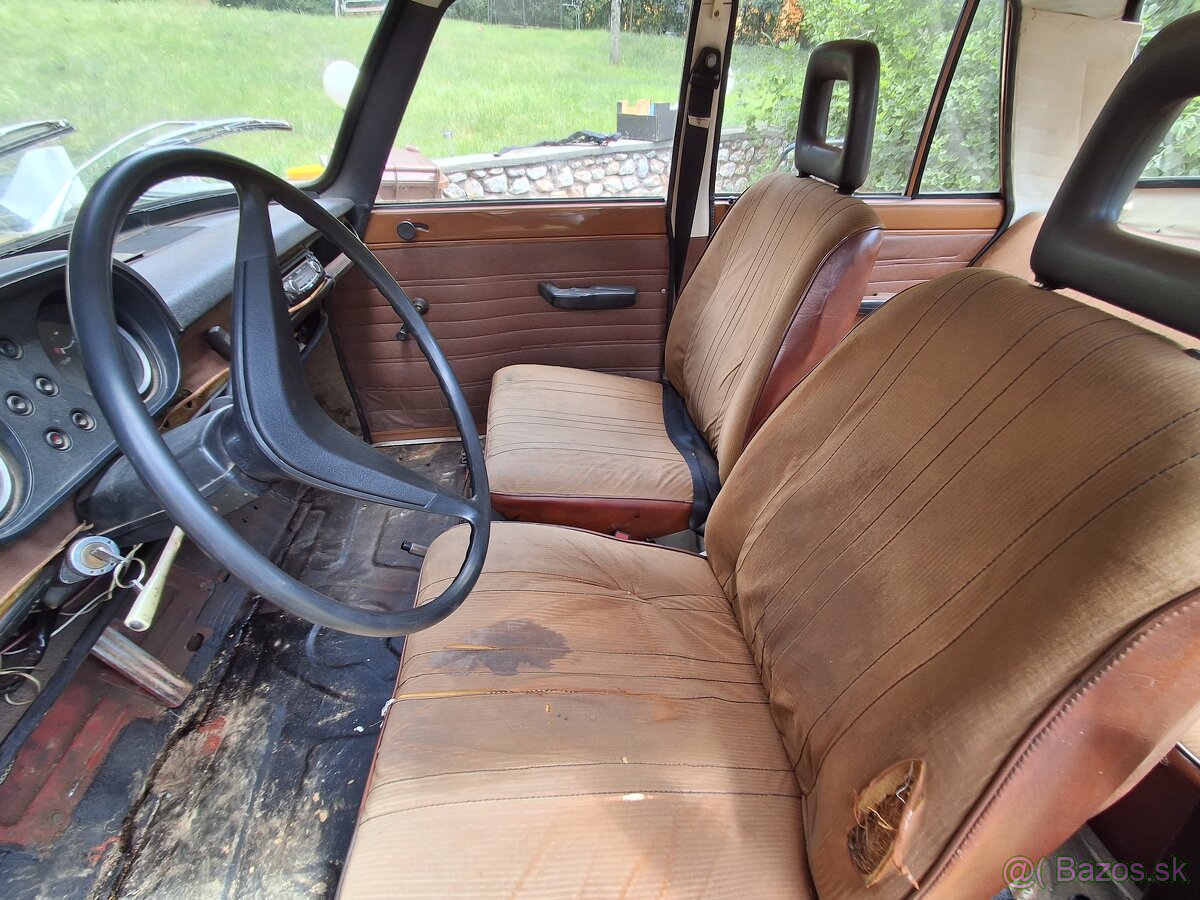 Wartburg 353 Deluxe - 3