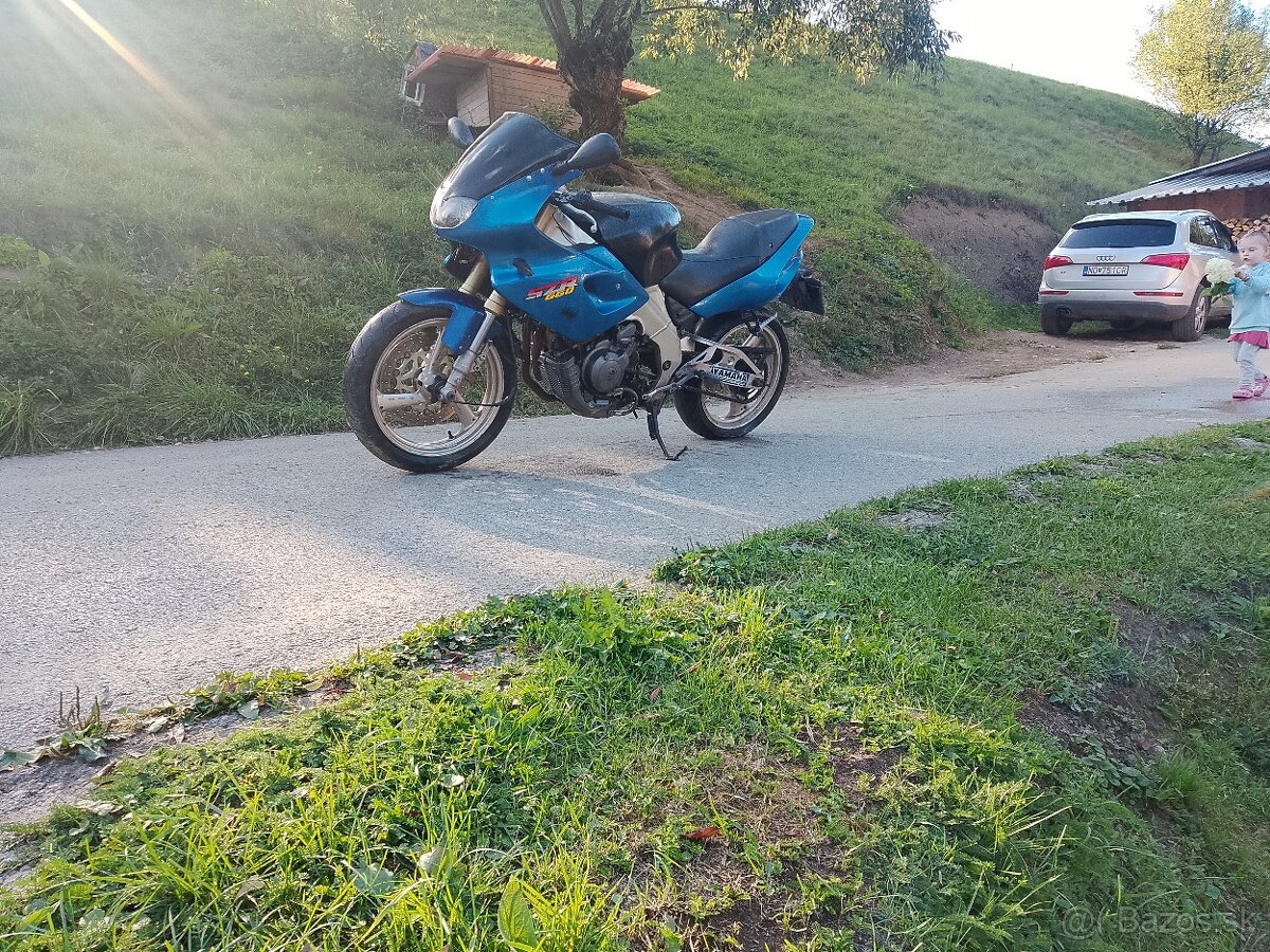Yamaha szr 660 - 3