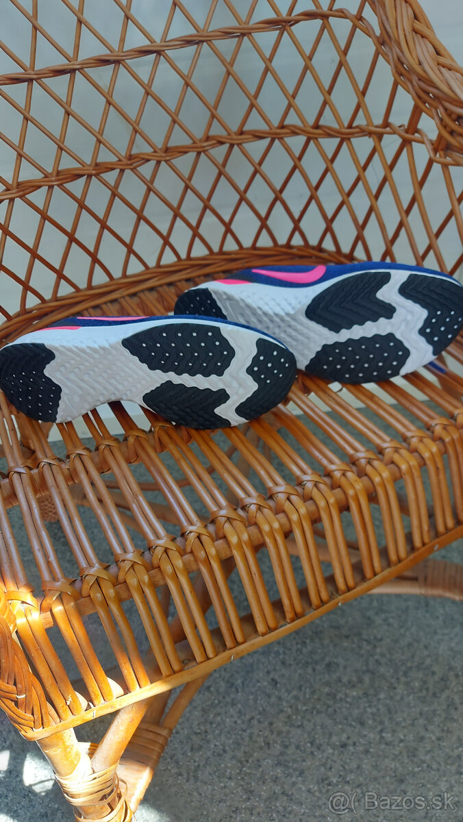 NIKE - 3