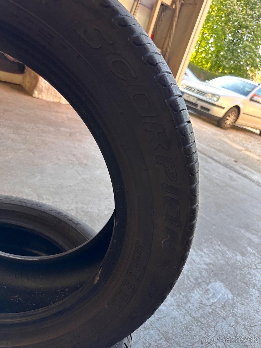 235/55 R18 - 3