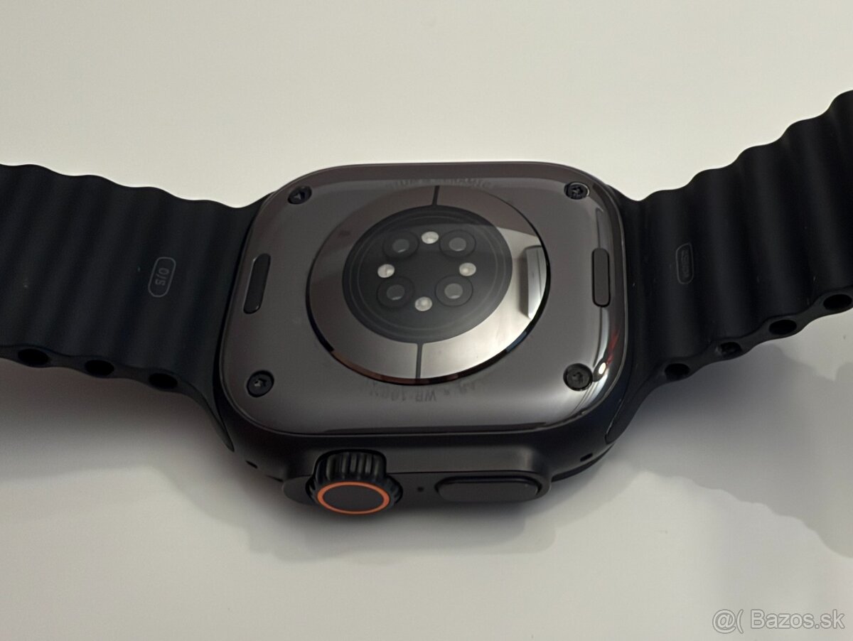 Apple Watch Ultra 3 čierne - 3