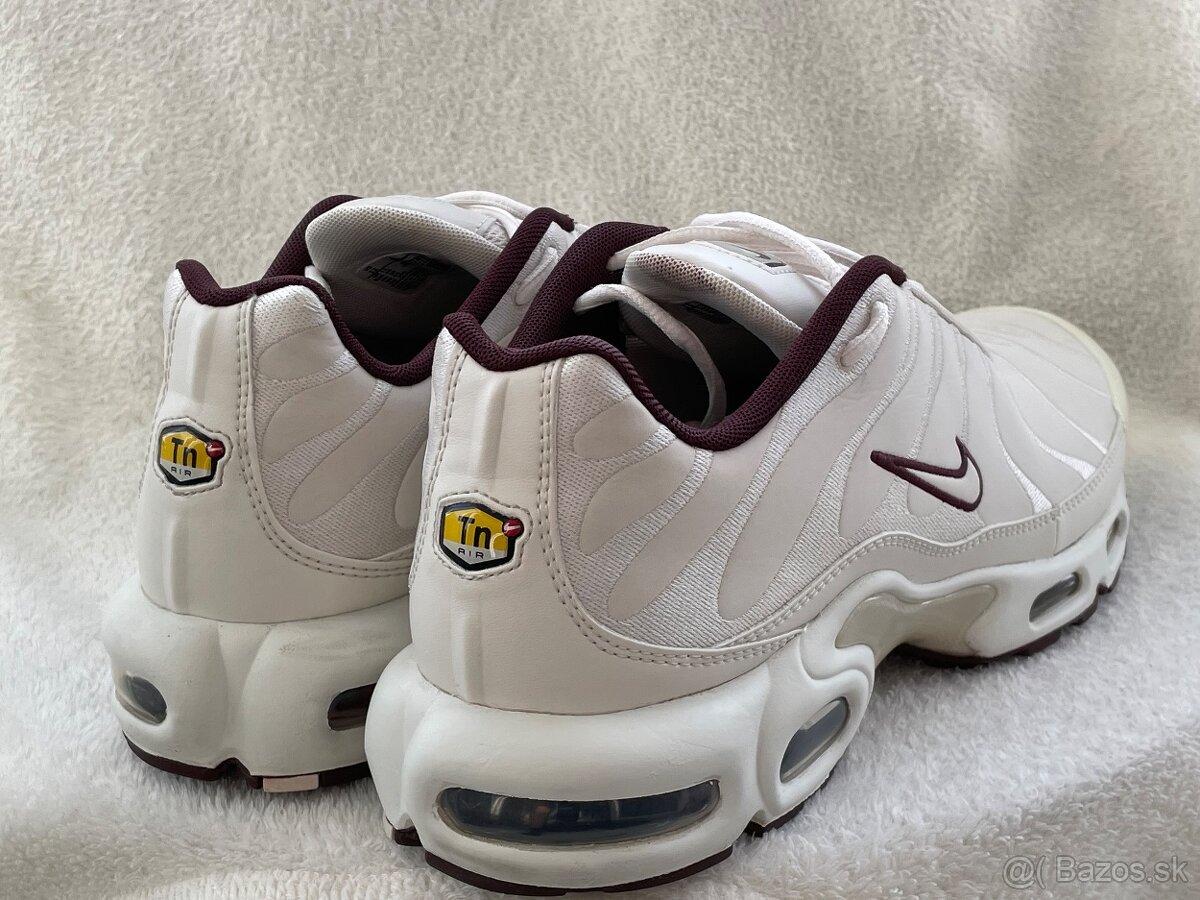 Nike Air Max Plus Premium - 3