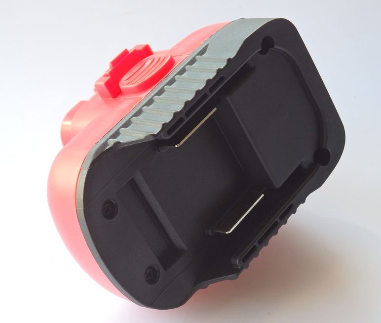 Adaptér MAKITA 18V / MAKITA 12V 14,4V - 3