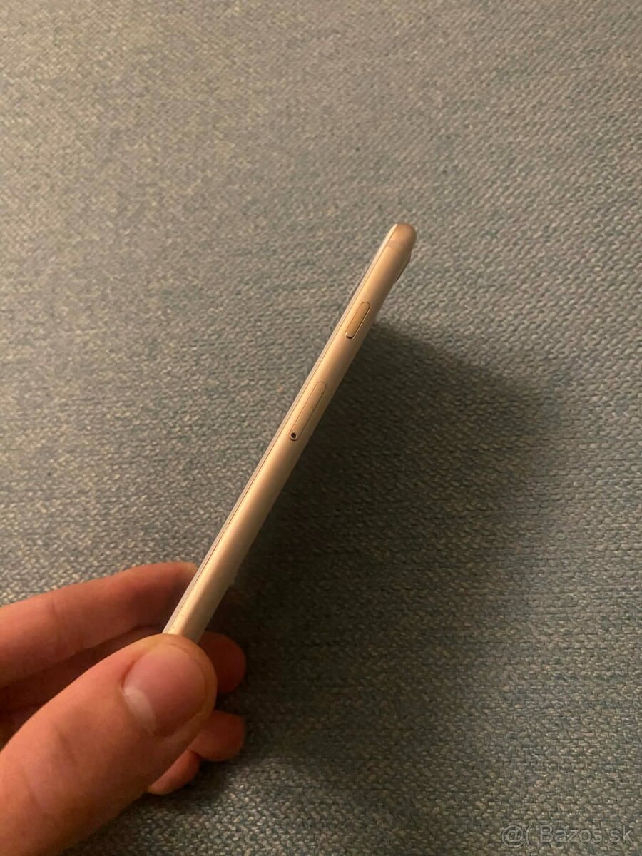 iPhone 8 64GB 81%, dobrý stav - 3