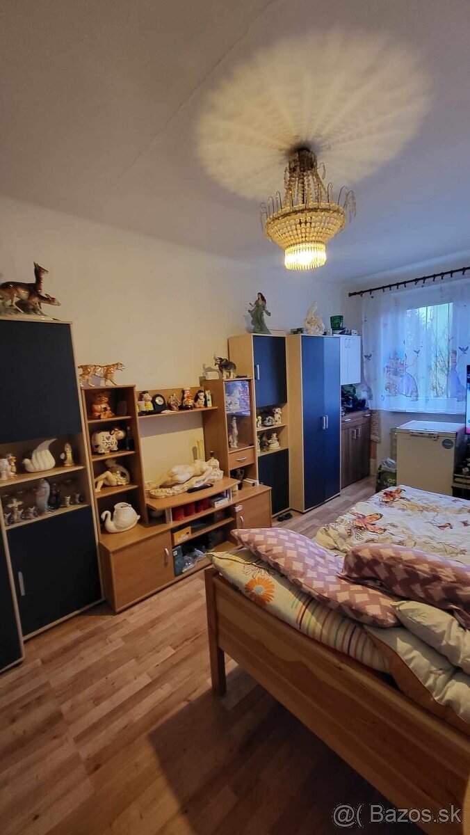 Na predaj 3 izbový byt Levice Výhodne - 3