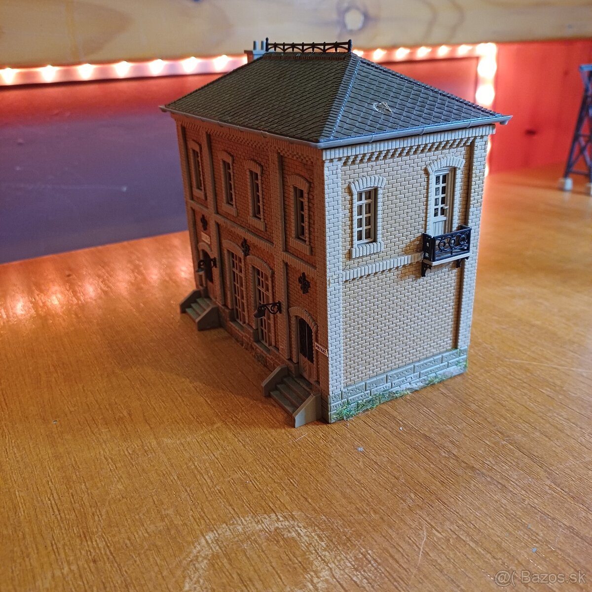 modelova zeleznica HO budova - 3