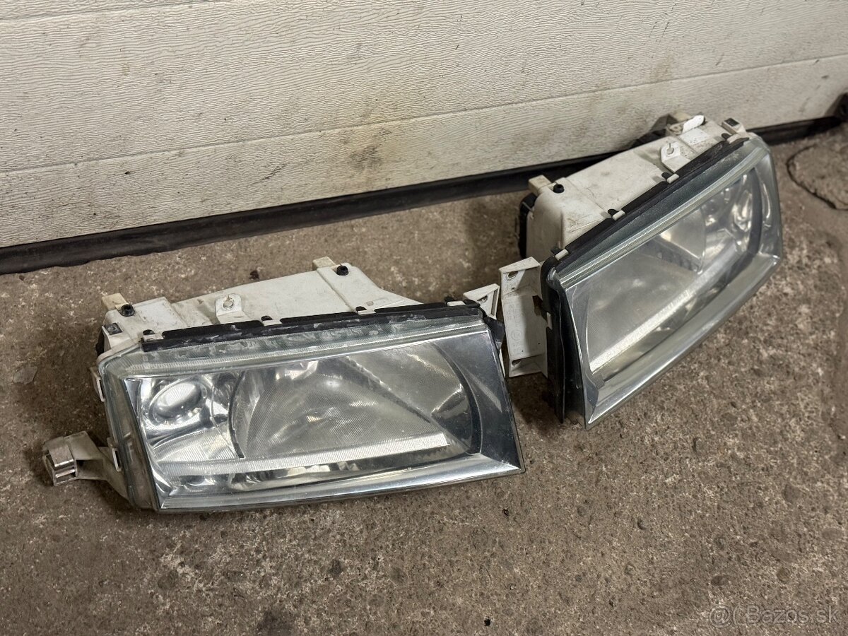 Predám predné svetla škoda Octavia 1 - 3