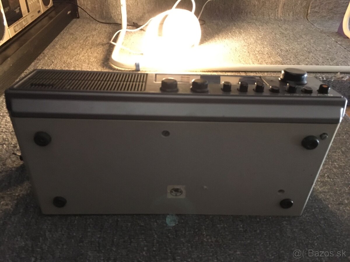 rádio Tesla ALTO AM/FM 445A - 3