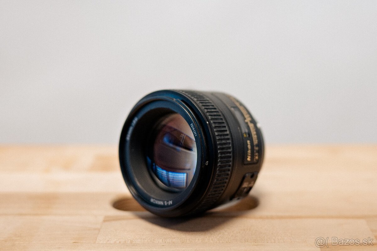 Nikon AF-S Nikkor 85mm f/1.8G - 3
