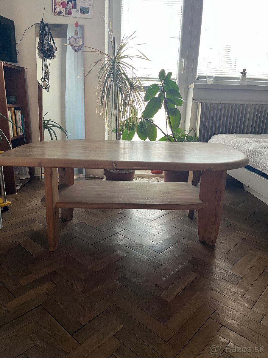 Masivny stol - 3