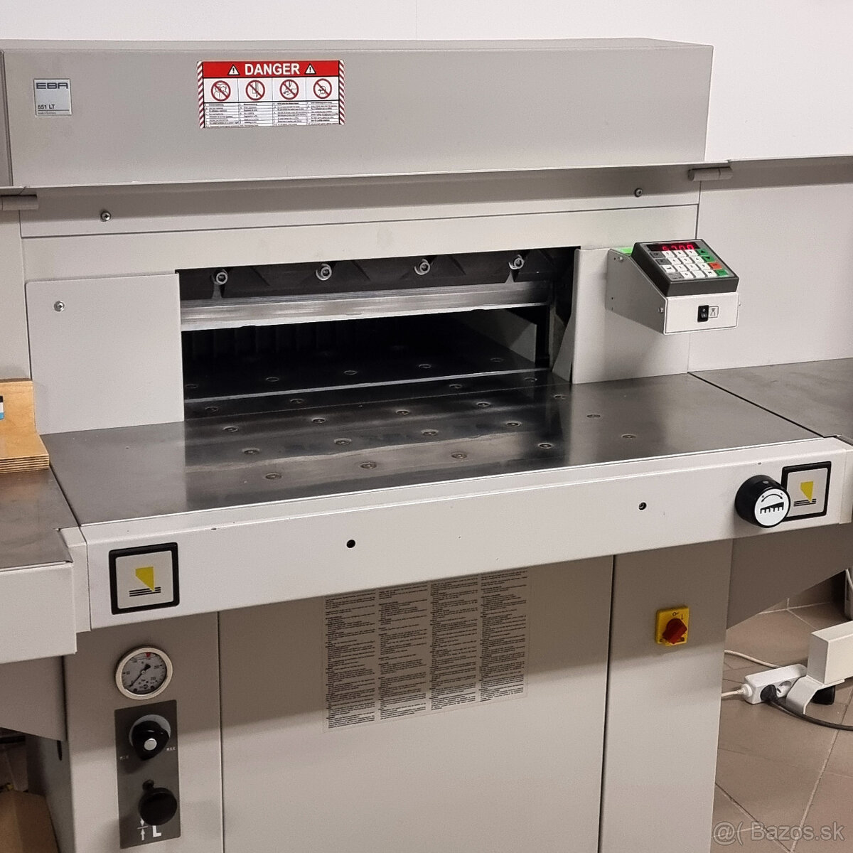 Hydraulická rezačka papiera EBA 551 (IDEAL) - 3