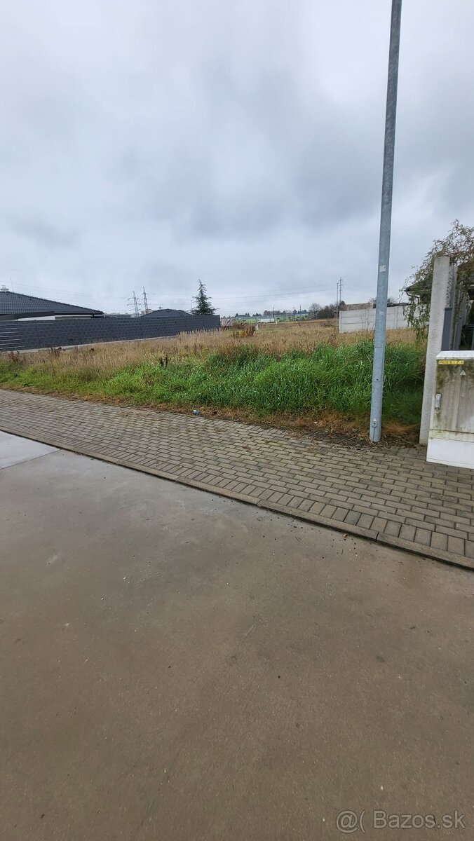 Pozemok Rybničná - 3