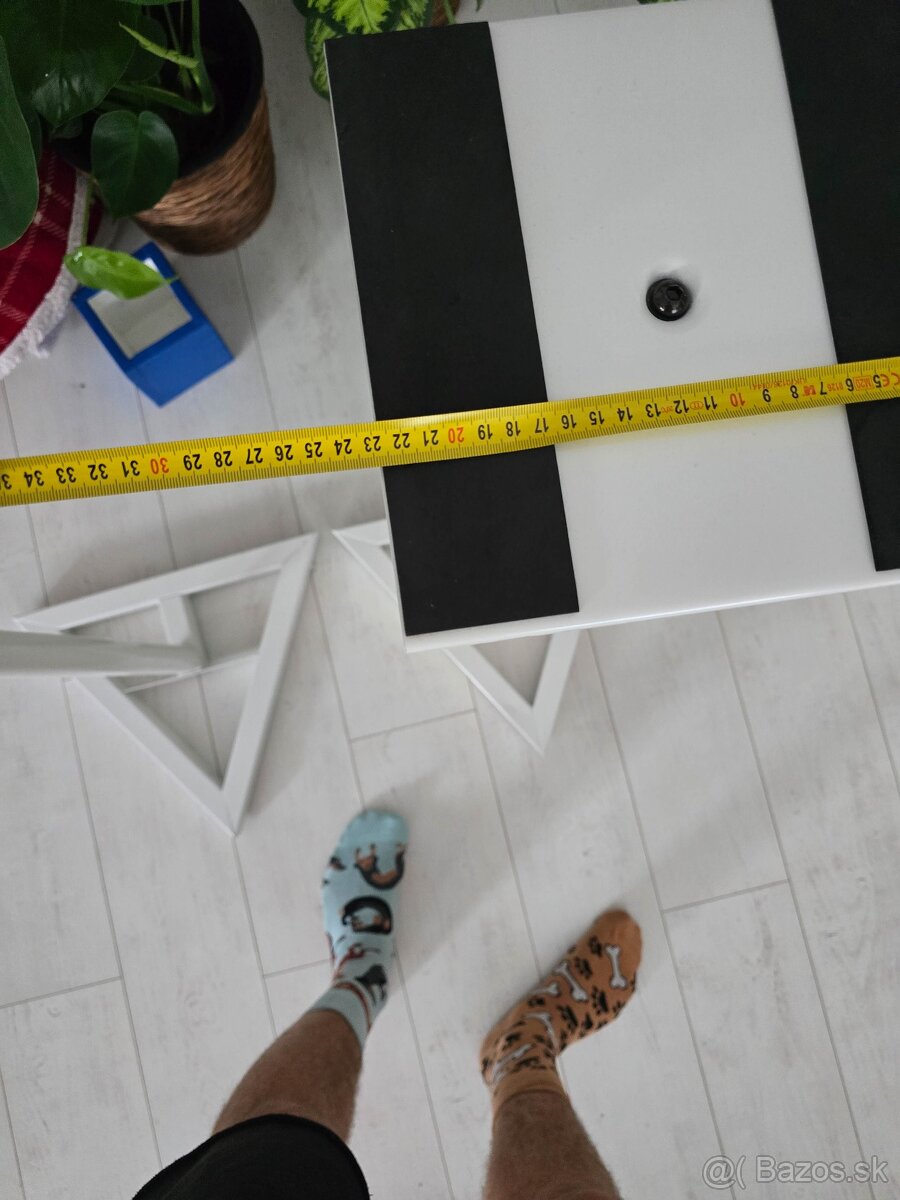 Stojany na studiove regalovky - 3