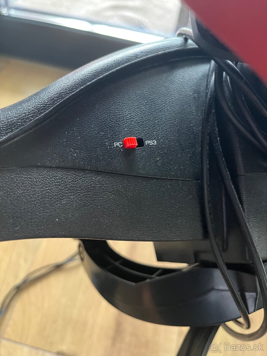 Herný volant Ferrari Thrustmaster 458 - 3