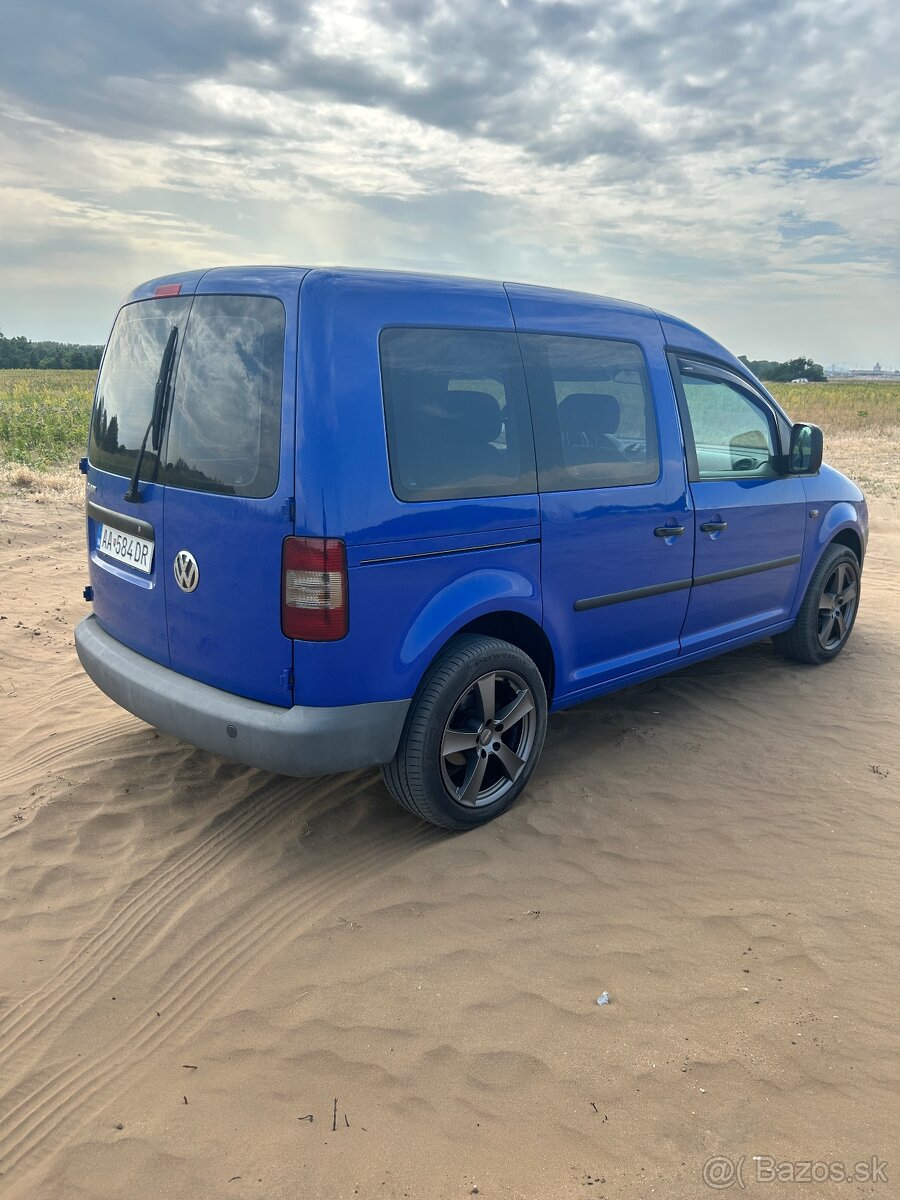 Caddy 1.9 tdi 2010 - 3