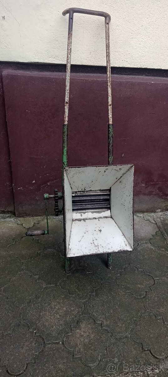 Mlynček na hrozno - 3