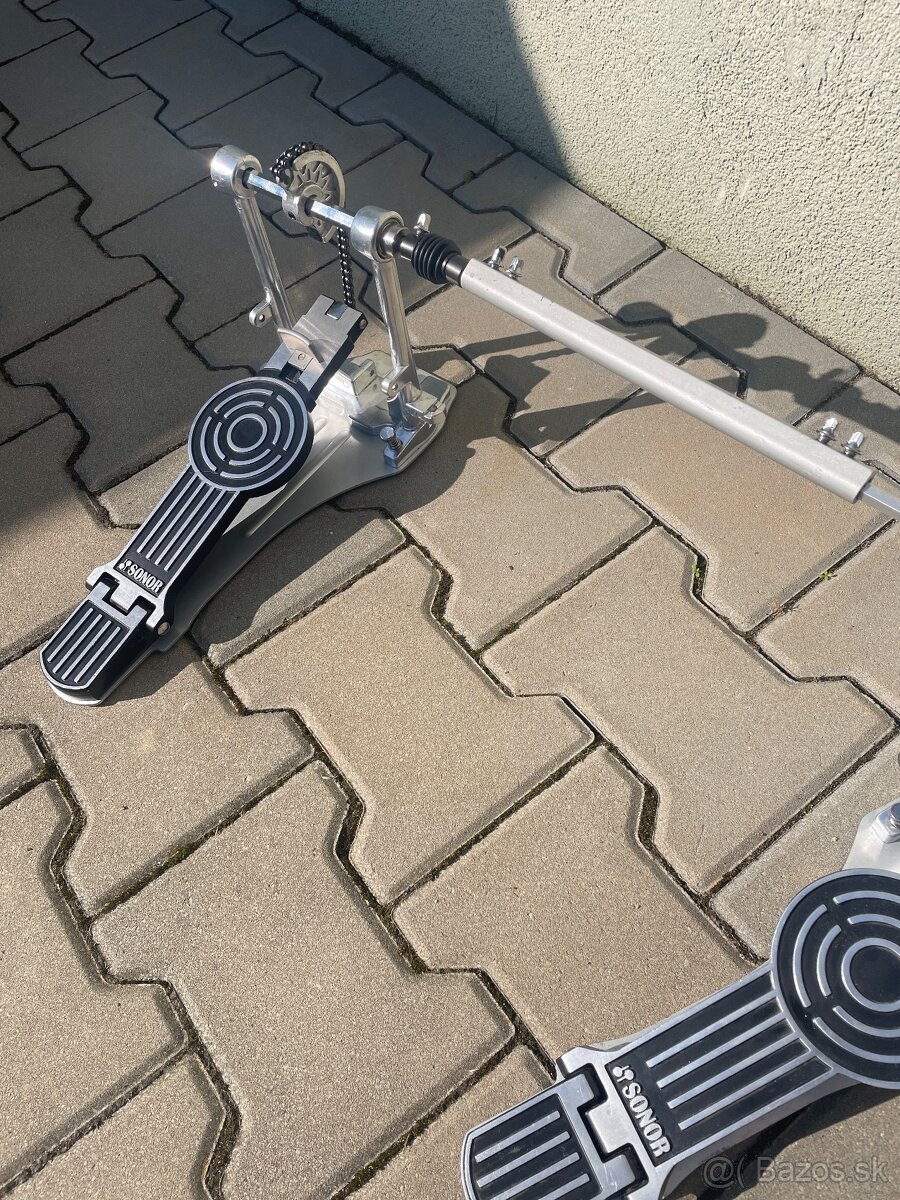 Dvojšlapka Sonor DP 472 R - 3