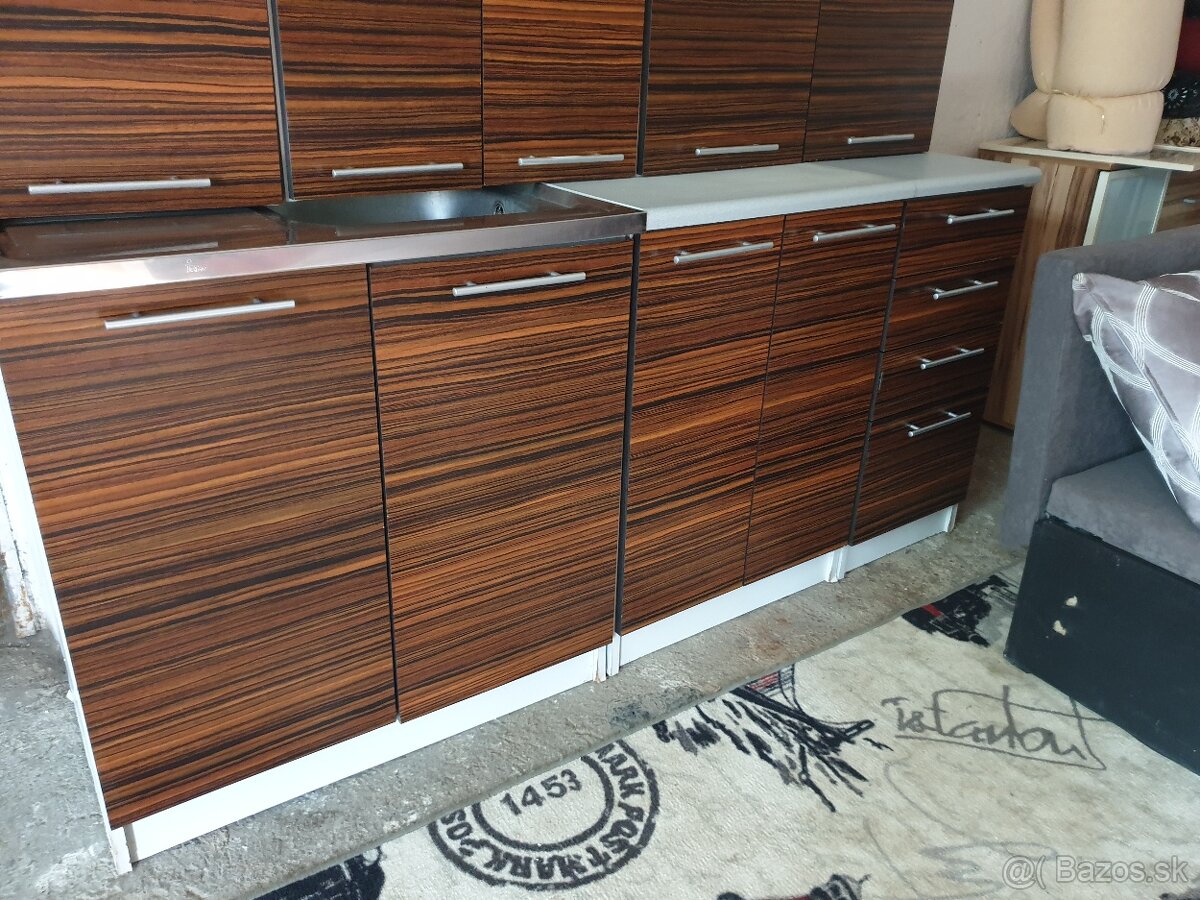 Na Predaj Kuchynska Linka - 3