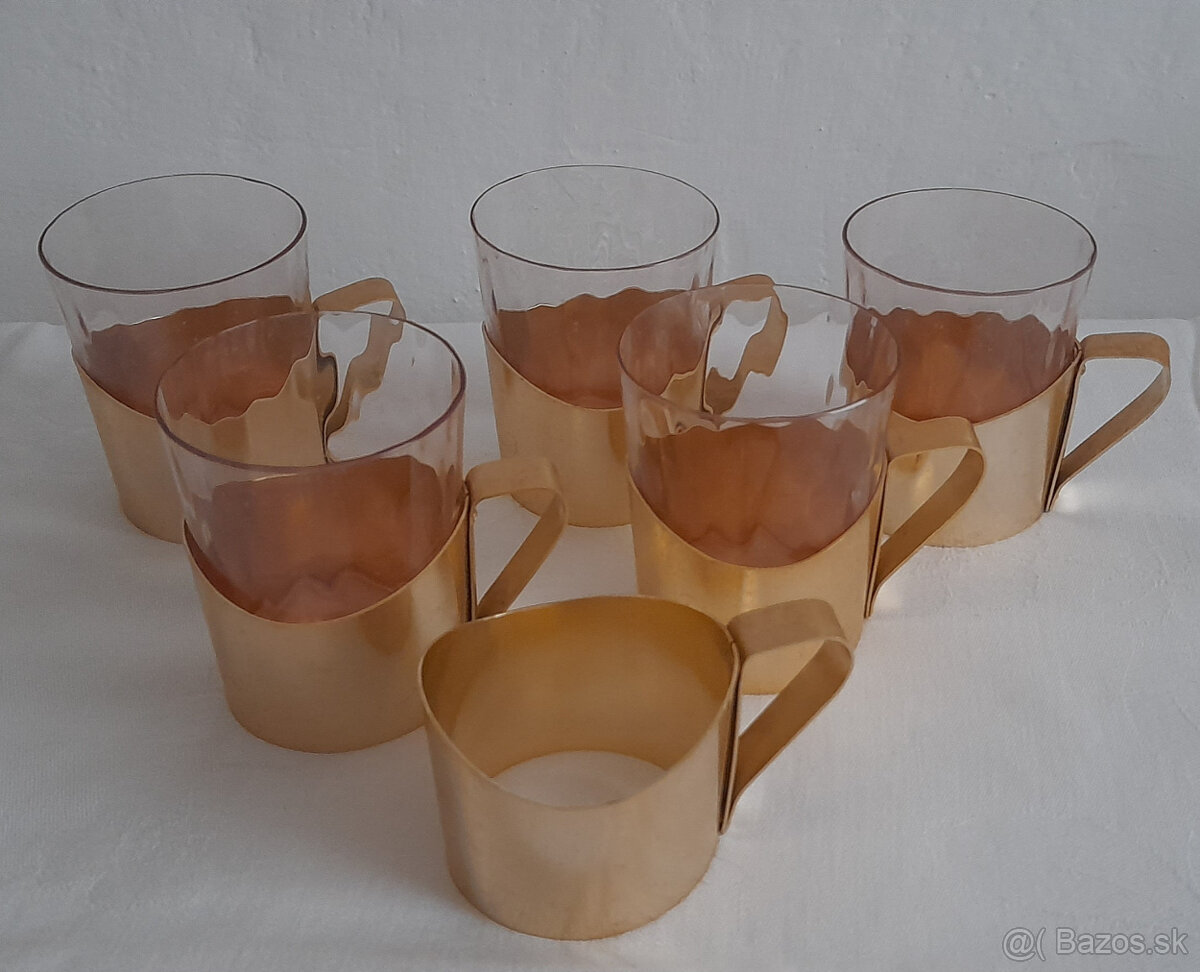 Staršie šálky - 3