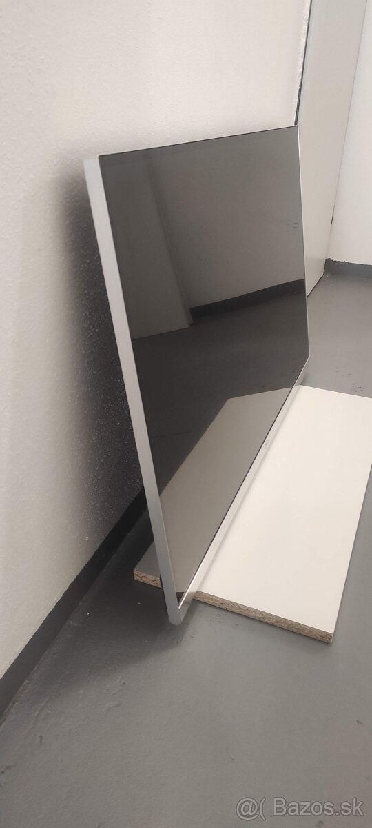 Predám televízor LG 42LM670S 107 "cm - 3